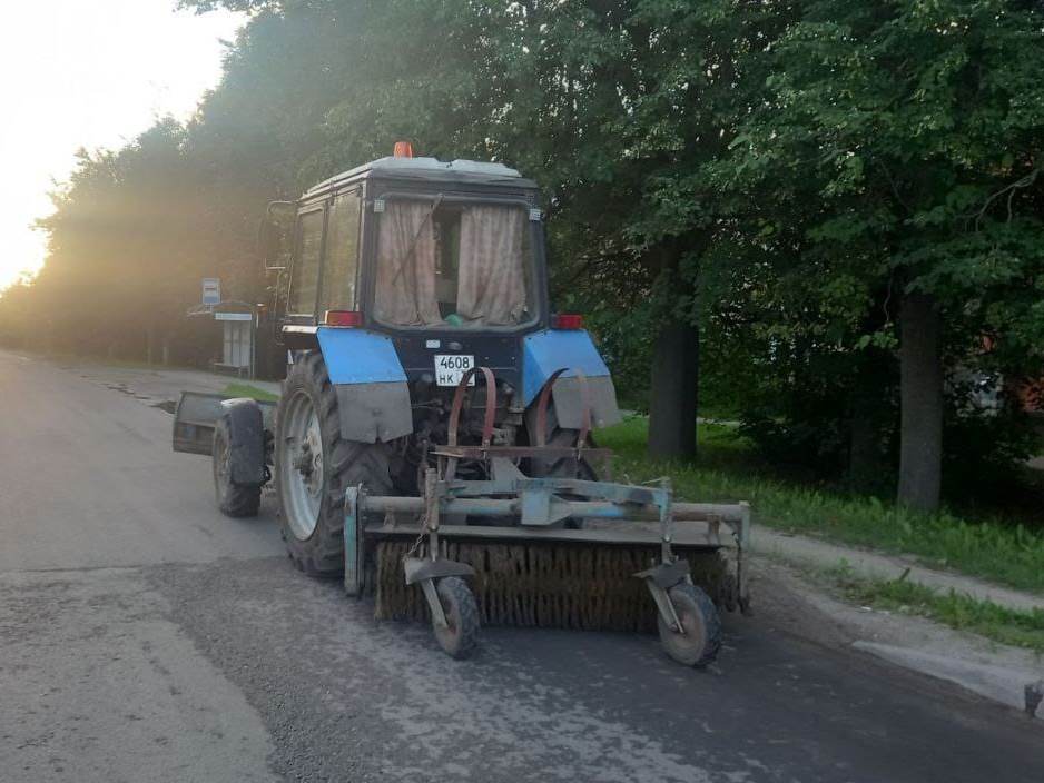 В ночь с 24 на 25 июня в работах по уборке города были задействованы 15 единиц спецтехники.