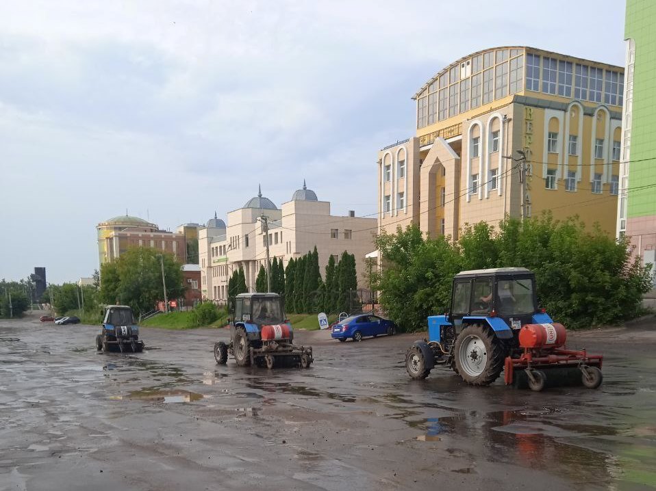 О работах по уборке города.