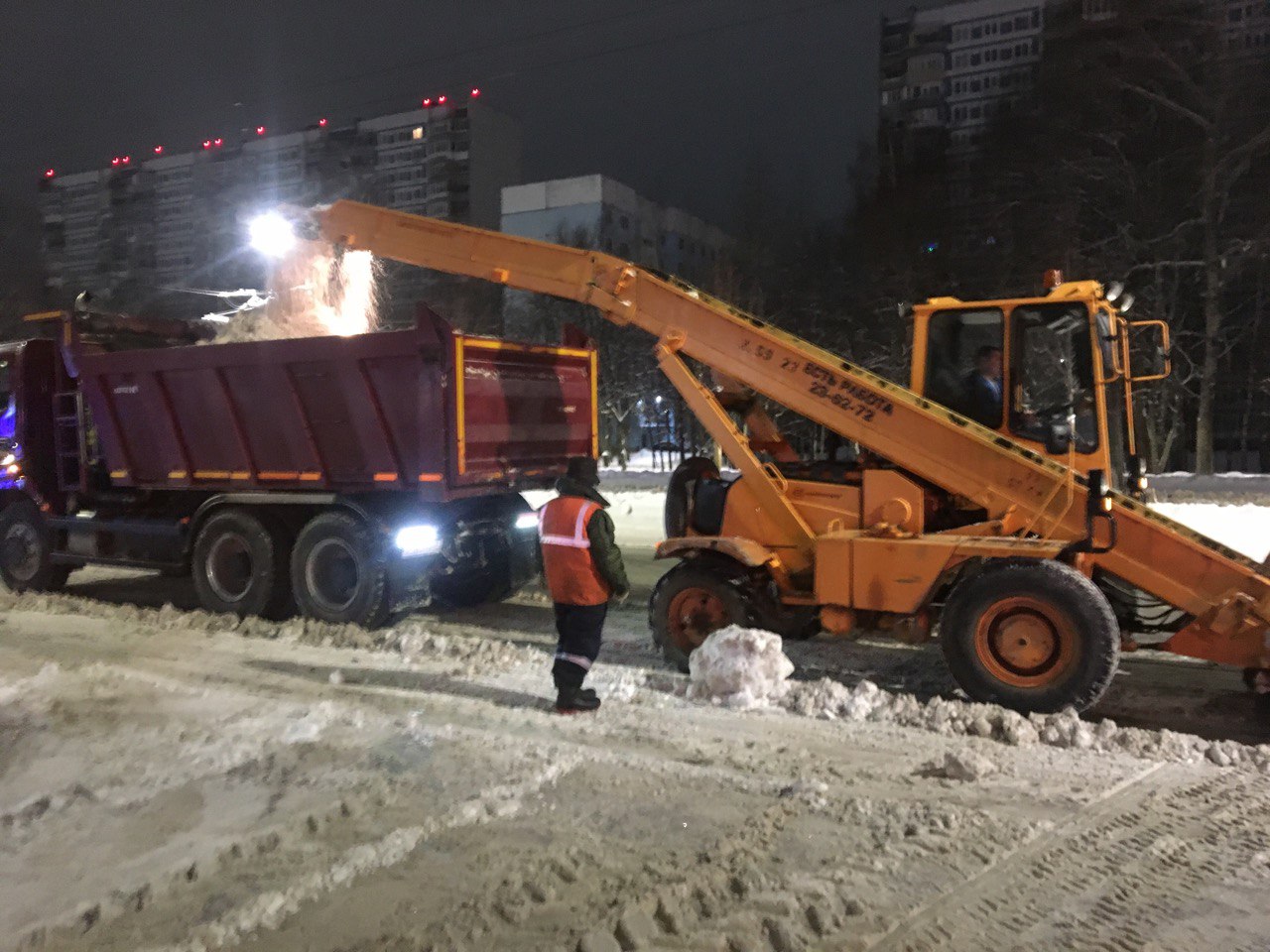 С начала сезона с улиц города уже вывезено свыше 22 тысяч кубометров снега.