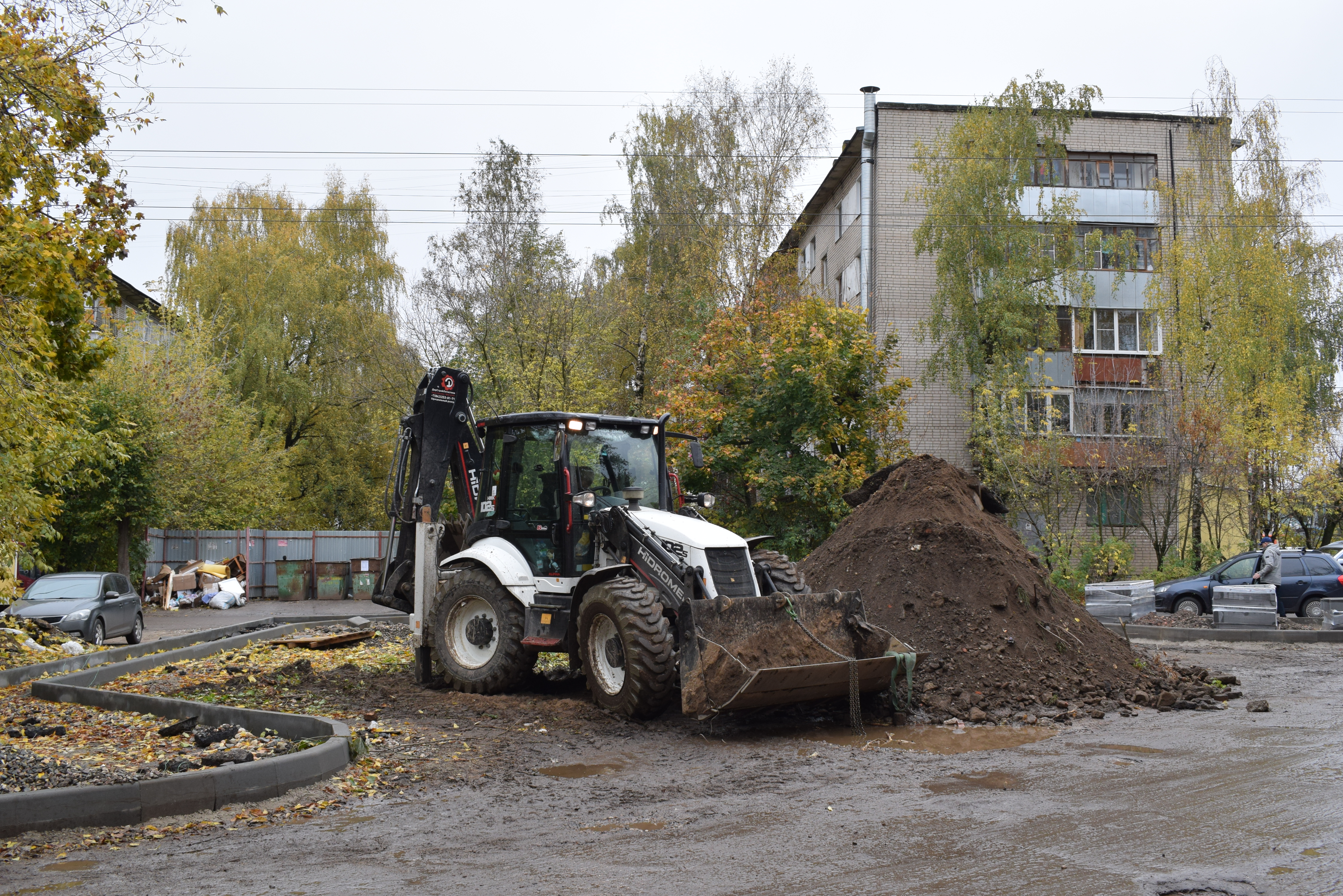 На улице Королёва уберут антикарманы и добавят парковочных мест.