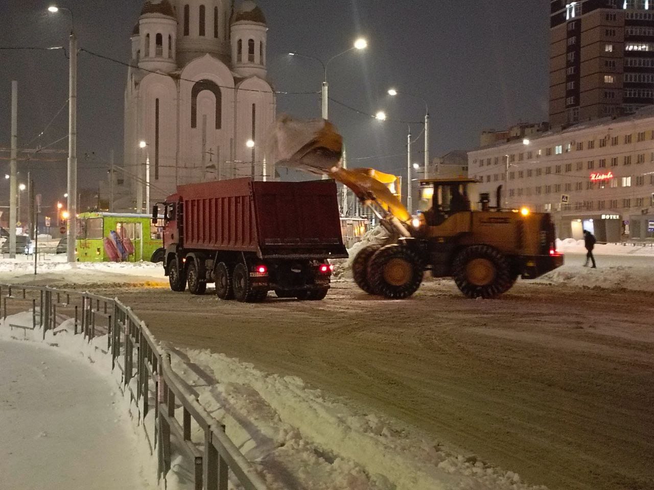 С начала сезона из города вывезено 171 053 кубометра снега.