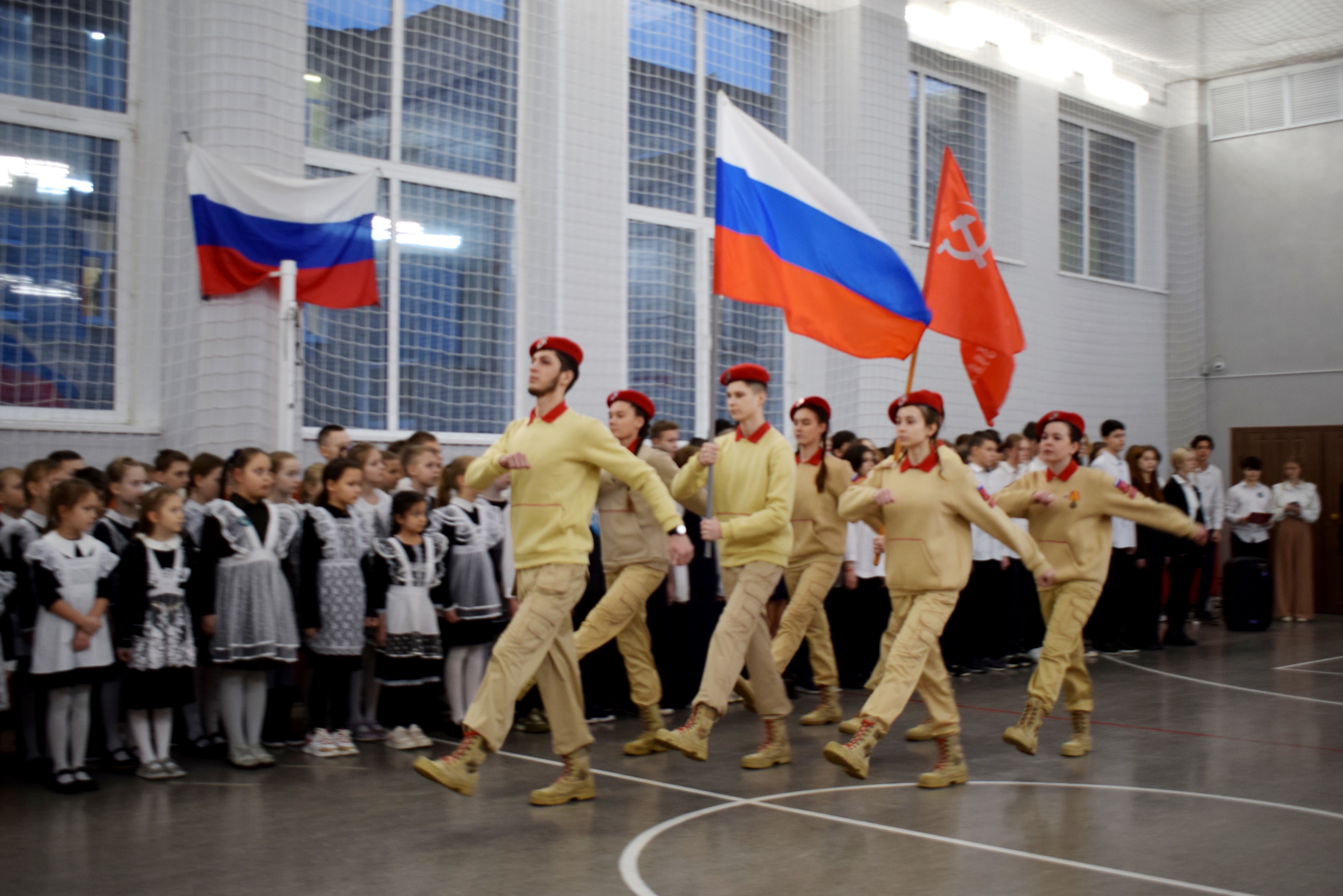 В ивановских школах стартовала «Эстафета Знамени Победы».