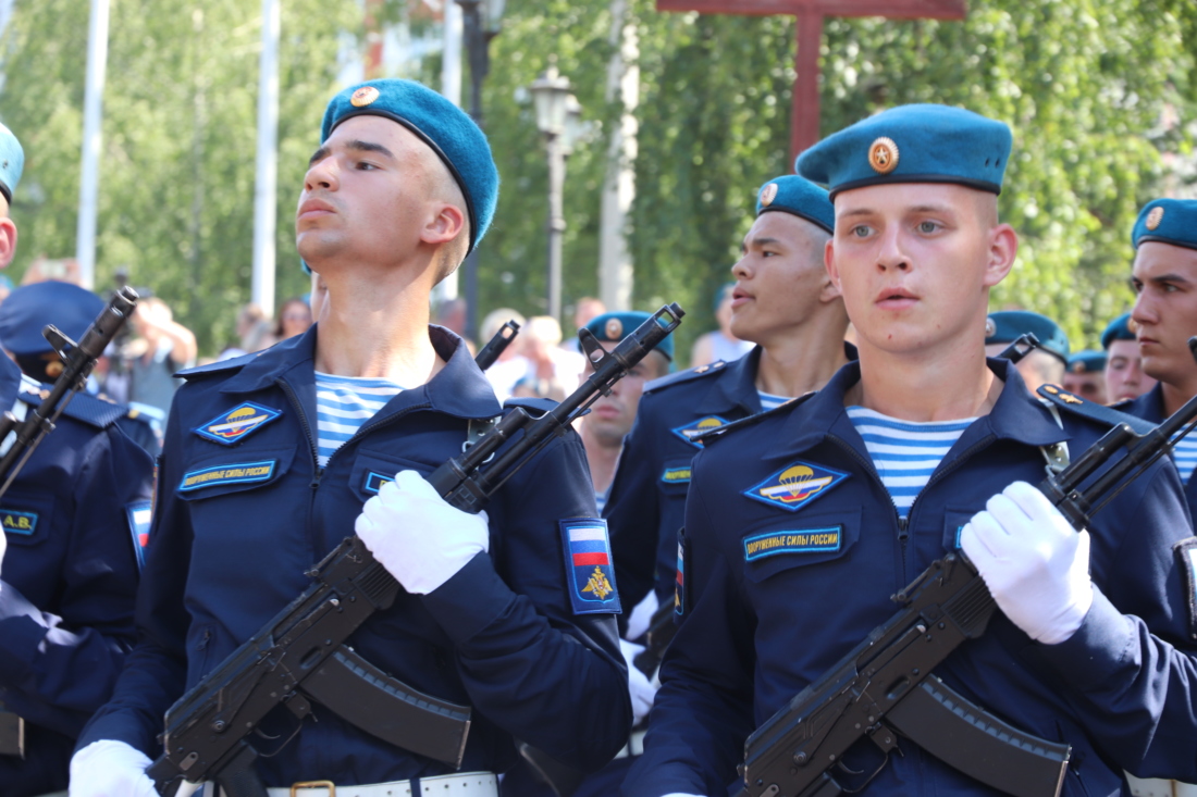 В областном центре отметили 93-ю годовщину со дня образования ВДВ.