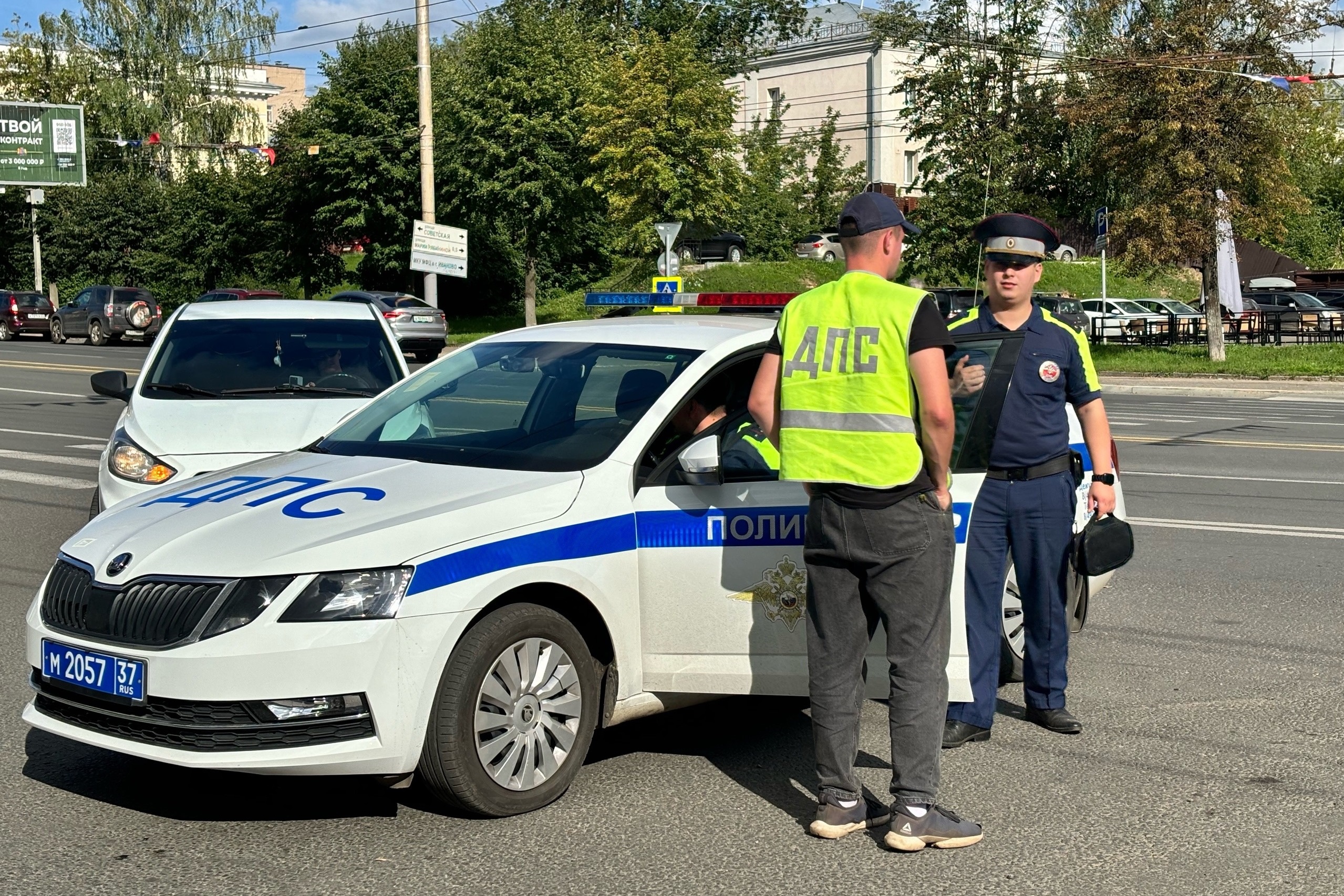 В Иванове проходят рейды сотрудников Госавтоинспекции совместно с эвакуатором.