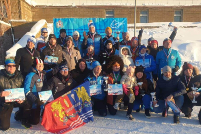 Ивановские конькобежцы завоевали три медали на соревнованиях в Нижнем Новгороде. Ивановские конькобежцы завоевали три медали на соревнованиях в Нижнем Новгороде.