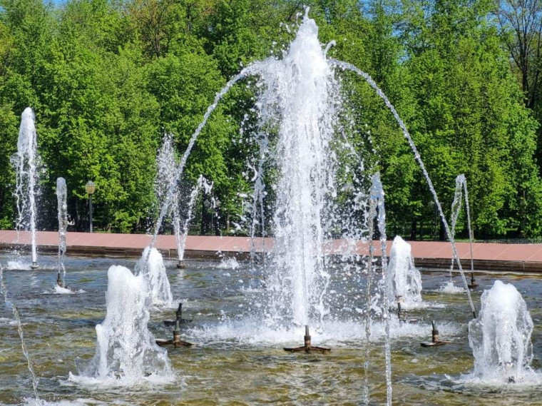 В Иванове начался сезон работы фонтанов. В Иванове начался сезон работы фонтанов.