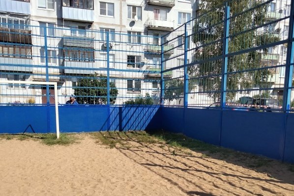 На спортивной площадке на ул. 1-й Балинской установят уличное освещение. На спортивной площадке на ул. 1-й Балинской установят уличное освещение.