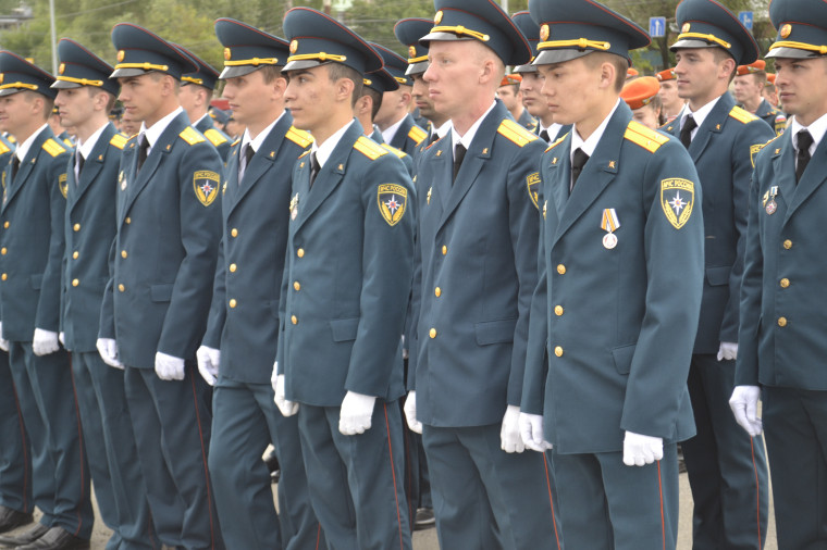 Состоялась торжественная церемония 54-го выпуска специалистов Ивановской пожарно-спасательной академии. Состоялась торжественная церемония 54-го выпуска специалистов Ивановской пожарно-спасательной академии.