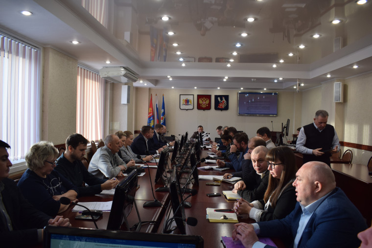 В Иванове прошло очередное заседание КЧС. В Иванове прошло очередное заседание КЧС.