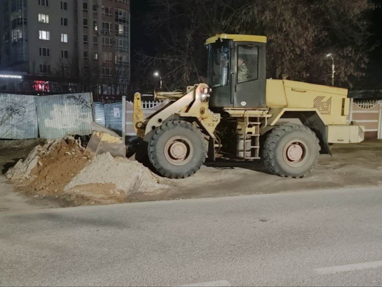 С начала весеннего сезона с улиц города вывезено 1367 кубометров смёта пыли. С начала весеннего сезона с улиц города вывезено 1367 кубометров смёта пыли.