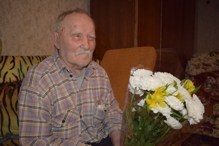 Вековой юбилей отмечает участник Великой Отечественной войны Яков Федорович Кириллов. Вековой юбилей отмечает участник Великой Отечественной войны Яков Федорович Кириллов.