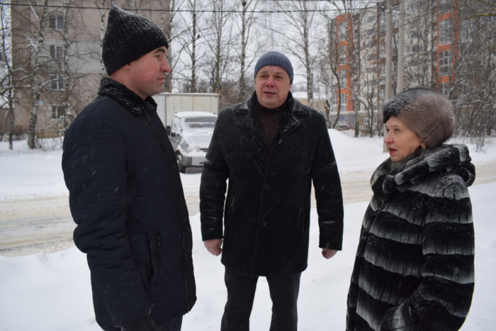 Контрольные мероприятия по очистке города от снега проходят во всех районах. Контрольные мероприятия по очистке города от снега проходят во всех районах.